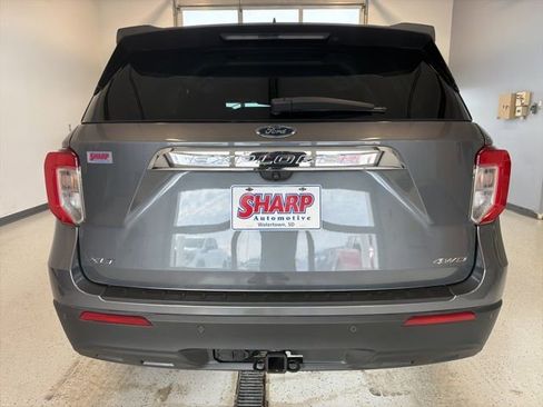 Used 2021 Ford Explorer XLT w/ Class III Trailer Tow Package image 6