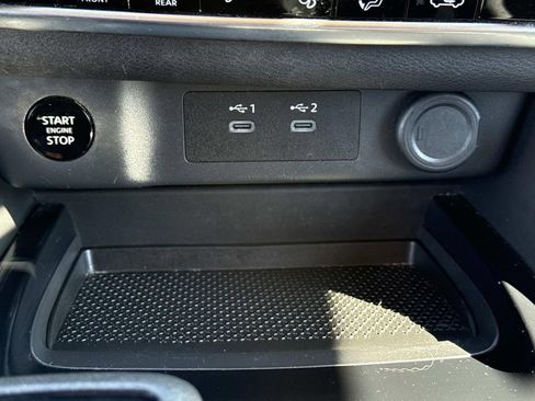 Certified 2024 Nissan Rogue SV image 29