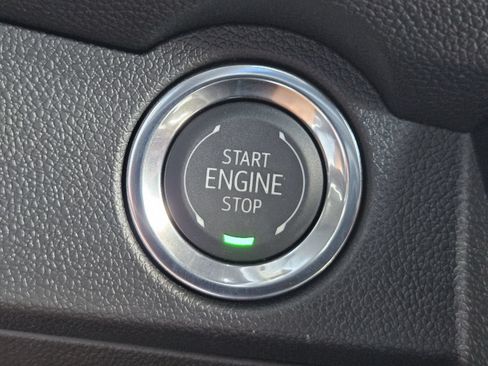 New 2027 Chevrolet Traverse LT FWD image 21
