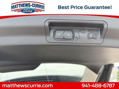 New 2026 Ford Explorer Active RWD image 15