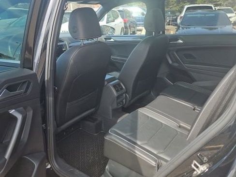 Certified 2021 Volkswagen Tiguan SEL Premium R-Line image 13