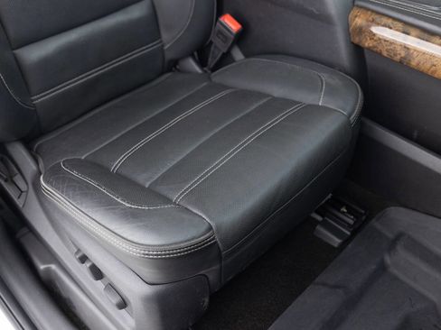 Used 2016 GMC Yukon XL Denali w/ Open Road Package image 25