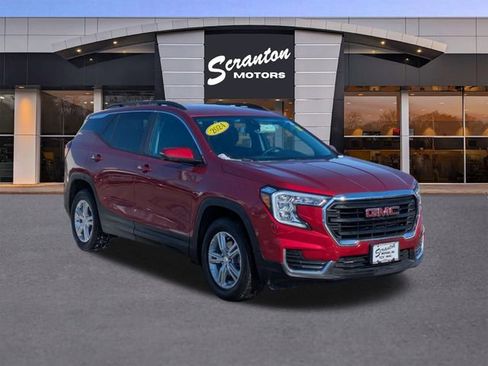 Used 2024 GMC Terrain SLE w/ Driver Convenience Package image 7