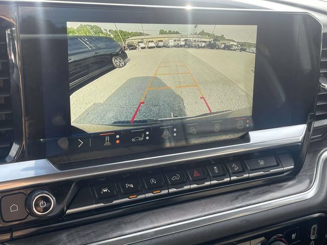 Used 2024 Chevrolet Silverado 1500 LTZ AWD/4WD image 17