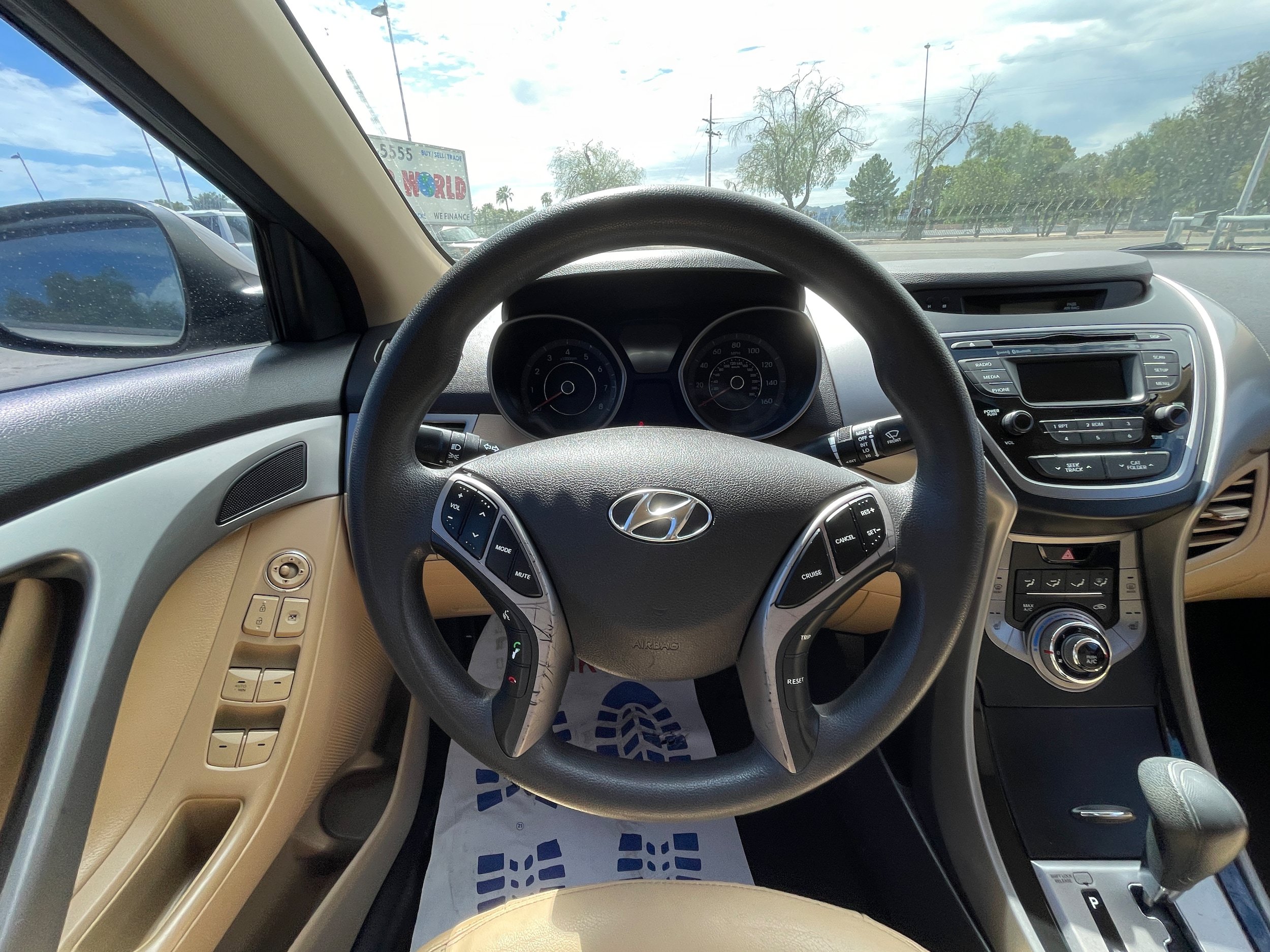 Used 2013 Hyundai Elantra GLS w/ Preferred Pkg FWD image 15
