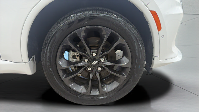 Used 2025 Dodge Durango GT AWD/4WD image 24