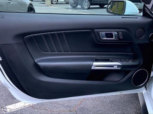 Used 2023 Ford Mustang Premium image 18