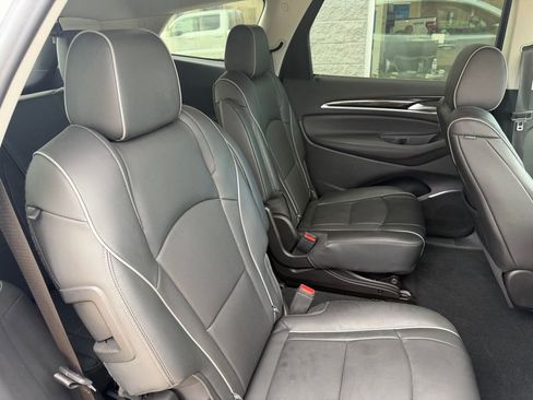 Used 2021 Buick Enclave Avenir w/ Avenir Technology Package image 8