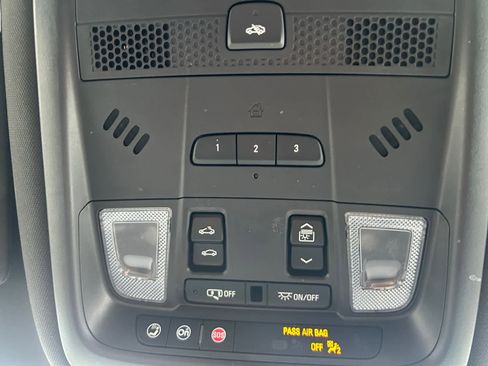 Used 2020 Cadillac XT6 Premium Luxury image 14