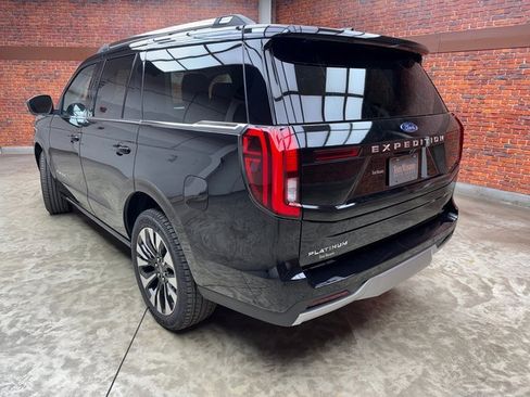 New 2025 Ford Expedition Platinum w/ Platinum Ultimate Package image 3