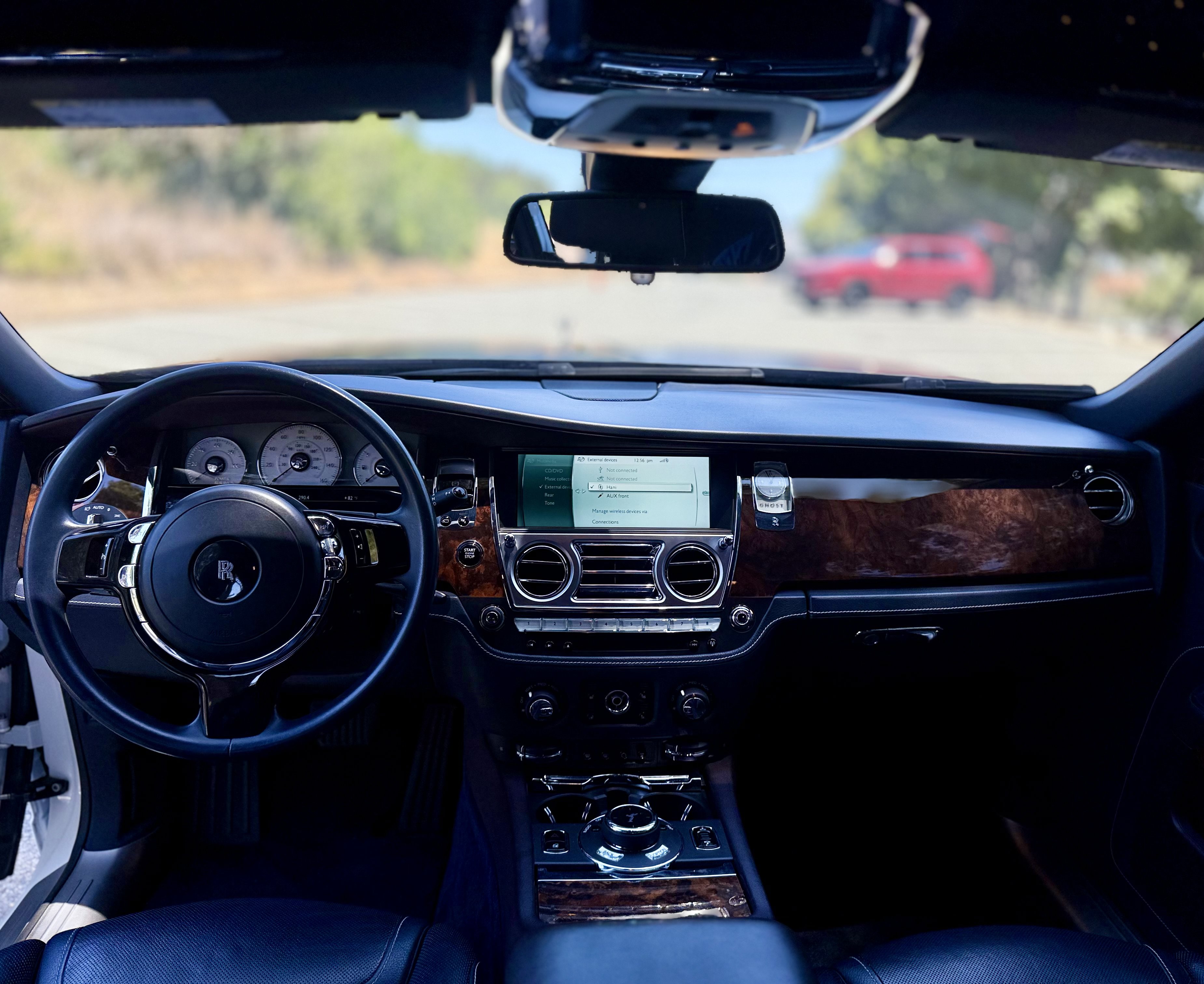 Used 2016 Rolls-Royce Ghost RWD image 23