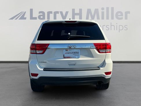 Used 2012 Jeep Grand Cherokee Laredo w/ Laredo E Group image 4