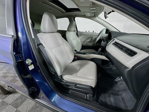 Used 2016 Honda HR-V EX image 33