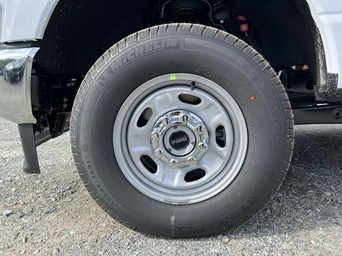 New 2026 Ford F350 XL w/ XL Chrome Package image 12