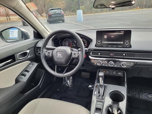 Certified 2024 Honda Civic EX image 16