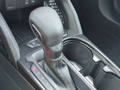 Used 2025 Chevrolet TrailBlazer LT AWD/4WD image 19