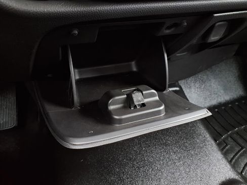 Used 2016 Chevrolet Silverado 1500 LT w/ All Star Edition image 13