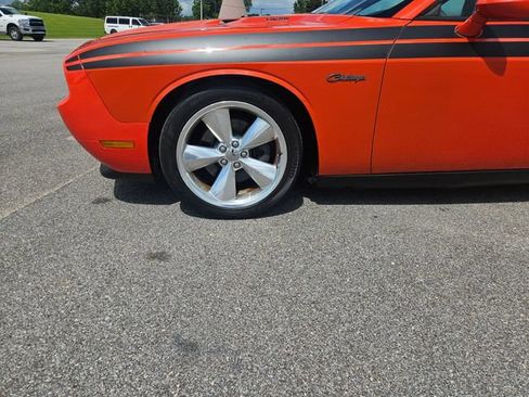 Used 2013 Dodge Challenger R/T RWD image 26