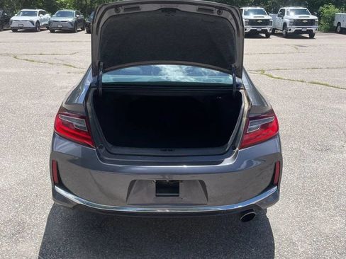 Used 2017 Honda Accord EX-L image 30