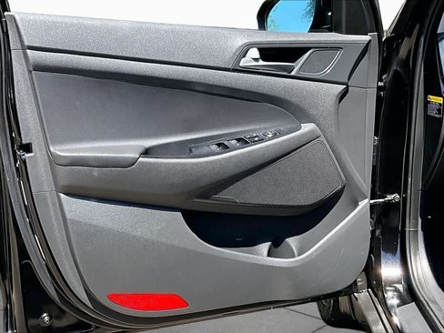 Used 2016 Hyundai Tucson Sport FWD image 21