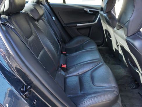 Used 2012 Volvo S60 T5 w/ Climate Pkg FWD image 23