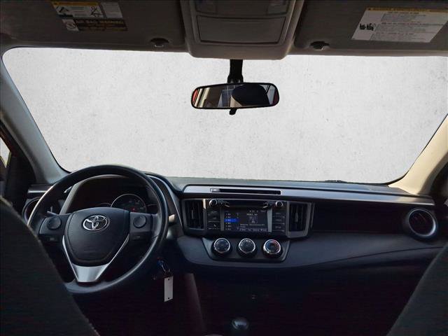 Used 2016 Toyota RAV4 LE FWD image 17