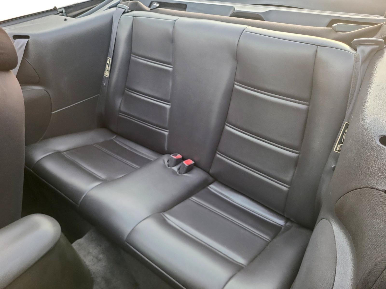 Used 2002 Ford Mustang Convertible RWD image 18