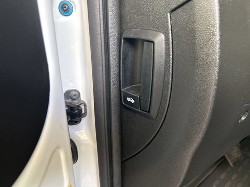 Used 2025 RAM ProMaster 2500 w/ Convenience Group FWD image 40