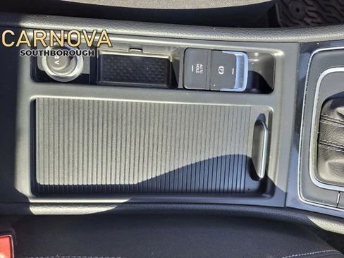 Used 2019 Volkswagen Golf R 4-Door image 29