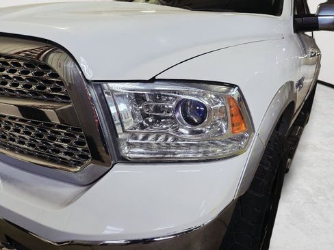 Used 2016 RAM 1500 Laramie w/ Convenience Group AWD/4WD image 13
