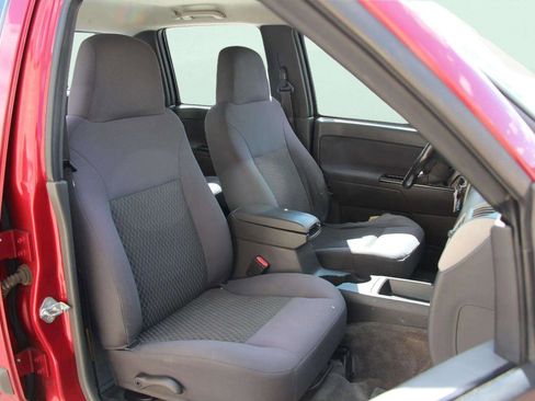 Used 2006 GMC Canyon SLE image 26