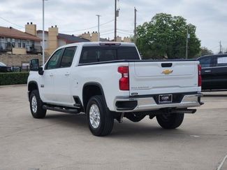 Used 2025 Chevrolet Silverado 2500 LT w/ Texas Edition video 3