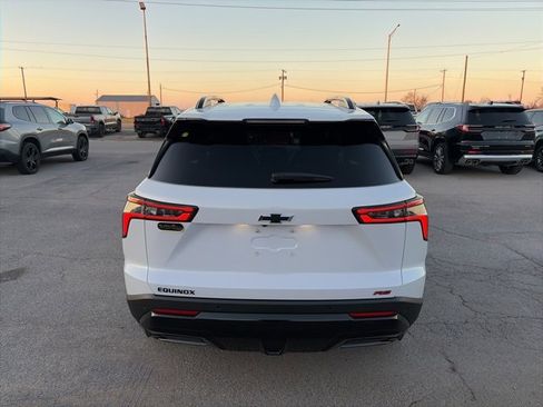 New 2026 Chevrolet Equinox RS image 5