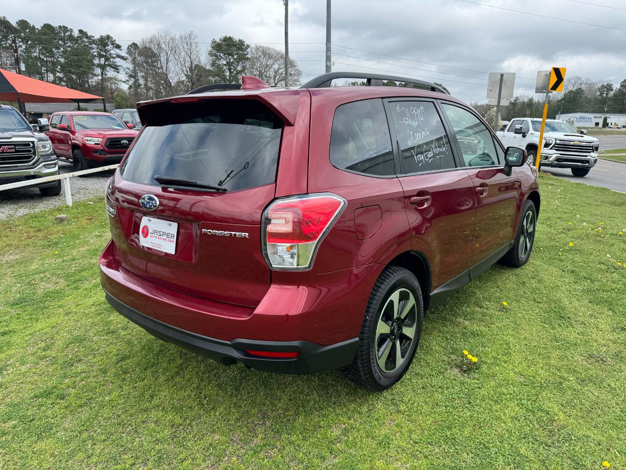 Used 2018 Subaru Forester 2.5i Premium w/ All-Weather Package AWD/4WD image 3