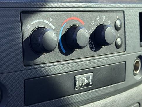 Used 2006 Dodge Ram 2500 Truck SLT w/ Quad Cab Big Horn Value Group image 16