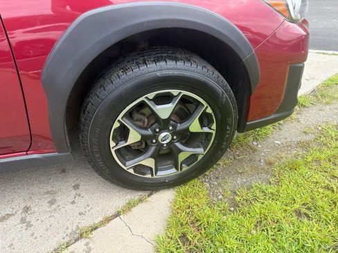 Used 2018 Subaru Crosstrek 2.0i Premium AWD/4WD image 12