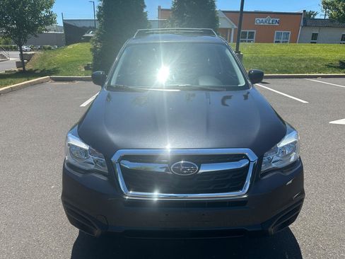 Used 2018 Subaru Forester 2.5i w/ Alloy Wheel Package AWD/4WD image 2