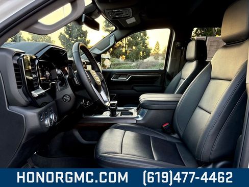 Used 2026 GMC Sierra 1500 SLT w/ SLT Premium Package image 13