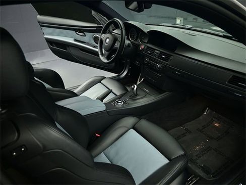 Used 2013 BMW M3 Coupe w/ Premium Pkg image 31