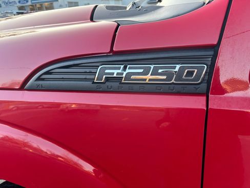 Used 2015 Ford F250 XL w/ Power Equipment Group image 14
