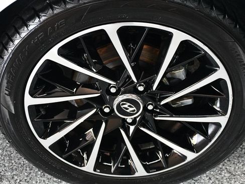 Used 2021 Hyundai Sonata Limited FWD image 19