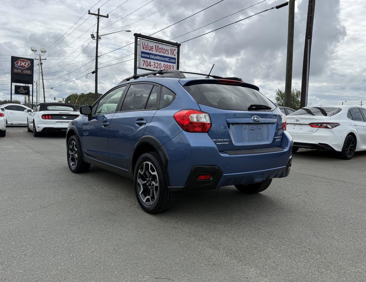 Used 2017 Subaru Crosstrek 2.0i Premium AWD/4WD image 4