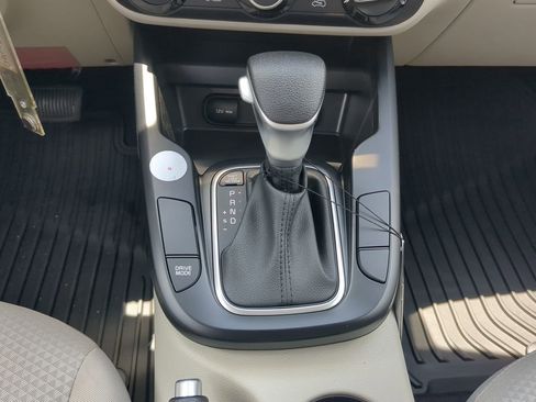 New 2025 Kia Soul LX image 17