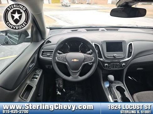 Used 2023 Chevrolet Equinox LT image 25