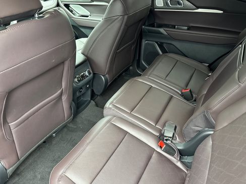 New 2025 Ford Explorer Platinum image 11