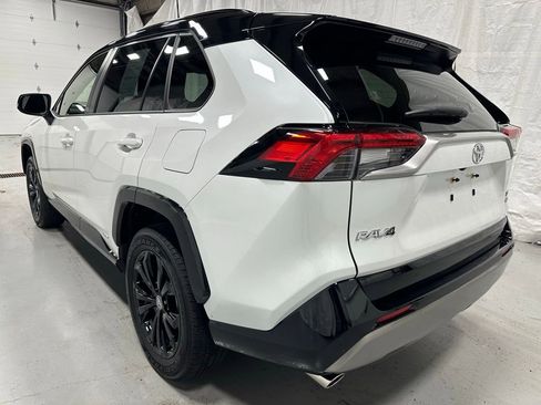Used 2025 Toyota RAV4 XSE w/ Weather Package image 5