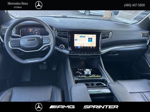 Used 2023 Jeep Wagoneer 4WD w/ Convenience Group I image 26