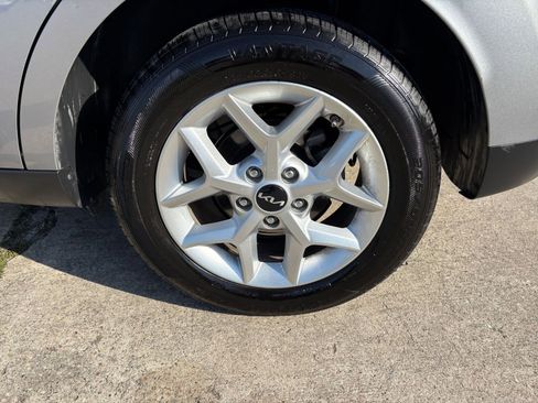 Used 2025 Kia Soul LX w/ LX Technology Package image 28