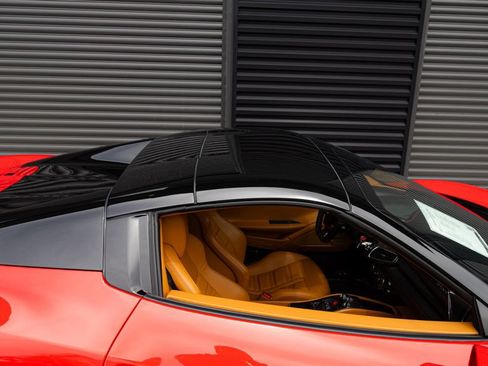 Used 2015 Ferrari 458 Spider RWD image 18