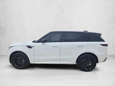 New 2026 Land Rover Range Rover Sport Dynamic SE image 5